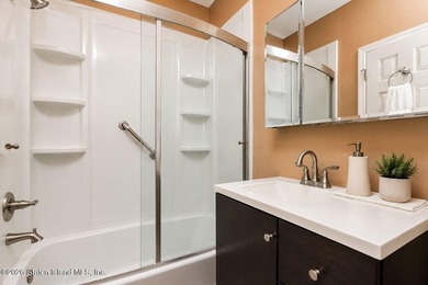 Amazing opportunity to buy this legal two family located near to - photo 17
