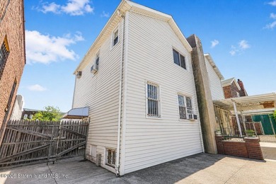 Amazing opportunity to buy this legal two family located near to - photo 23