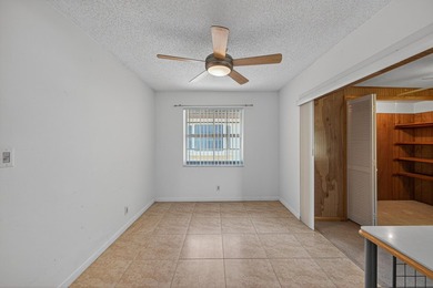 A fantastic location in a well-manicured community. This large 2 - photo 27