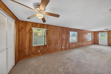 A fantastic location in a well-manicured community. This large 2 - photo 28