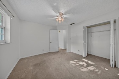 A fantastic location in a well-manicured community. This large 2 - photo 36