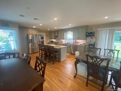 Modern Luxury Meets Coastal Charm in Poquott Village Welcome - photo 3