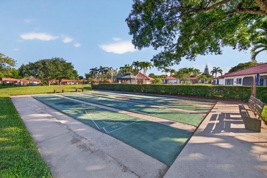 A fantastic location in a well-manicured community. This large 2 - photo 43
