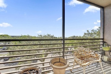 SPACIOUS & IMMACULATELY KEPT 2 BED, 2 BATH UNIT WITH IMPACT - photo 45
