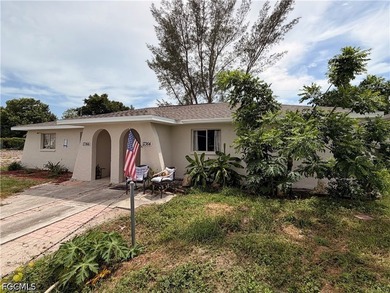 Exceptional Income-Producing Duplex in the Heart of San Carlos - photo 2