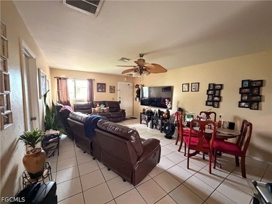 Exceptional Income-Producing Duplex in the Heart of San Carlos - photo 4