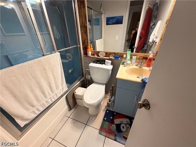 Exceptional Income-Producing Duplex in the Heart of San Carlos - photo 7