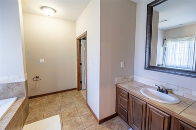 ***$10,000 SELLER ALLOWANCE!*** Use it toward closing costs - photo 12
