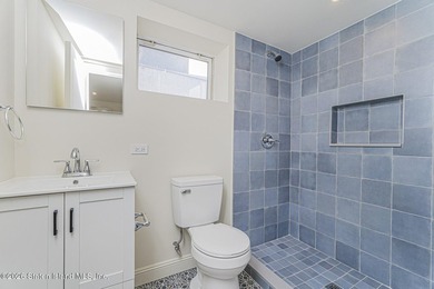 The one you've been waiting for in Westerleigh Turn key... new - photo 17