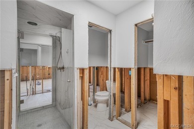 Looking for a waterfront home to make your own? Check out this - photo 27