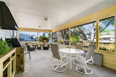 Looking for a waterfront home to make your own? Check out this - photo 33