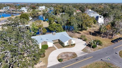 Looking for a waterfront home to make your own? Check out this - photo 47
