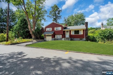 Lake Home For Sale in Oakland, New Jersey
