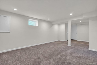 Completely Renovated in Lindenhurst Village. Many New Features - photo 13