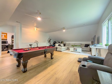 Welcome to this totally renovated, move-in ready 5 bedroom, 3 - photo 28