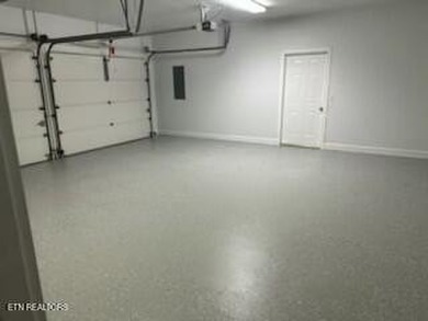 Welcome to this totally renovated, move-in ready 5 bedroom, 3 - photo 38