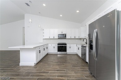This beautiful 4-bedroom, 3-bathroom, 2,100 sq ft single-family - photo 6