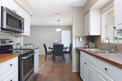 **Charming 2 Bedroom, 2 Bath Home in Seminole**
This inviting - photo 11
