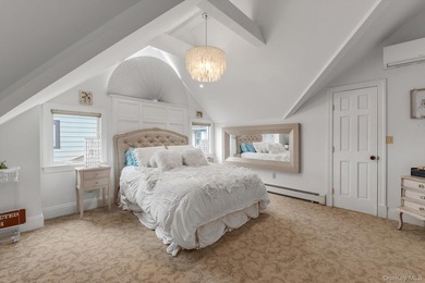 Experience the best of coastal living at 125 Taft Avenue, a - photo 13