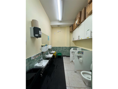 FLUSHING COMMERCIAL UNIT FOR SALE Ground Floor: 1,731 SF Cap - photo 6
