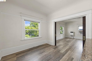 In the heart of the vibrant Rockridge corridor, two minutes from - photo 18