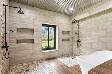 New Price! NO FLOODING AT THIS LOVELY ESTATE. Your dream of - photo 18