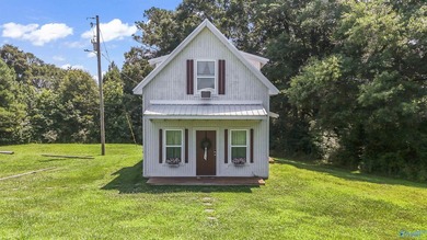 Turnkey wedding venue & income producing property on 20 acres in - photo 20