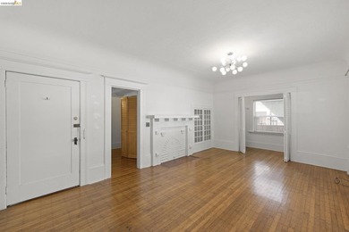 In the heart of the vibrant Rockridge corridor, two minutes from - photo 25