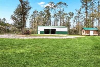 New Price! NO FLOODING AT THIS LOVELY ESTATE. Your dream of - photo 30