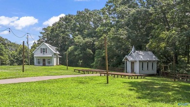 Turnkey wedding venue & income producing property on 20 acres in - photo 31