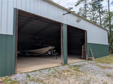 New Price! NO FLOODING AT THIS LOVELY ESTATE. Your dream of - photo 31