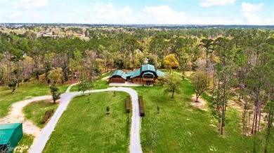 New Price! NO FLOODING AT THIS LOVELY ESTATE. Your dream of - photo 34