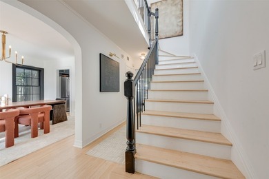 Come experience this beautifully updated Traditional-style home - photo 4