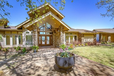 A truly one-of-a kind lake area retreat! Offered for the first - photo 6