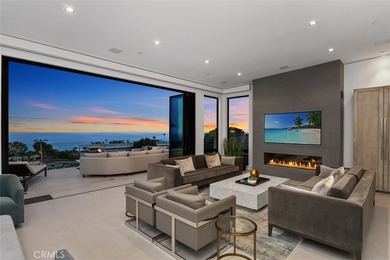 STUNNING 180-DEGREE OCEAN VIEWS, PRIME LOCATION, PRISTINE - photo 1