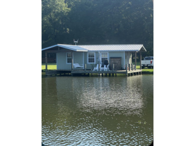 PRICE IMPROVEMENT !!  Quaint Boathouse on Extra Large Lot! - photo 18