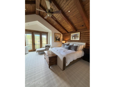 Meticulously maintained 4,037 sq. ft., 5 BR attached Tuhaye Home - photo 11