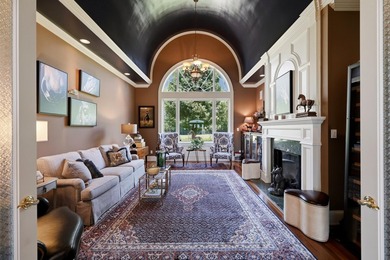 Beautifully maintained, thoughtfully appointed, and ideally - photo 16