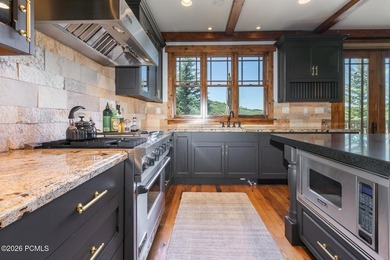 Meticulously maintained 4,037 sq. ft., 5 BR attached Tuhaye Home - photo 20