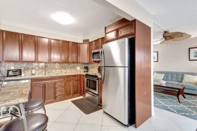 Lake Condo For Sale in Boca Raton, Florida