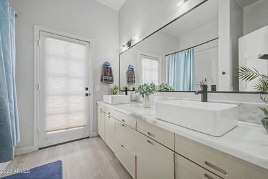 This one-of-a-kind, 4 bed 3 bath home is beautiful, modern, and - photo 23