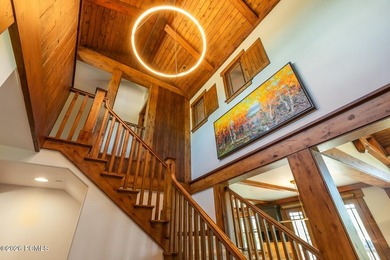 Meticulously maintained 4,037 sq. ft., 5 BR attached Tuhaye Home - photo 23