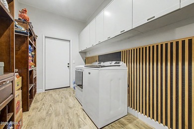 This one-of-a-kind, 4 bed 3 bath home is beautiful, modern, and - photo 26