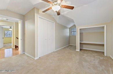 Beautiful Amazing home in Gautier. It has a NEW ROOF and New AC - photo 27