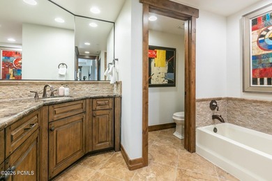 Meticulously maintained 4,037 sq. ft., 5 BR attached Tuhaye Home - photo 39