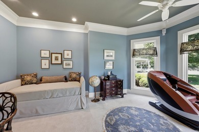 Beautifully maintained, thoughtfully appointed, and ideally - photo 40