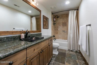 Meticulously maintained 4,037 sq. ft., 5 BR attached Tuhaye Home - photo 40