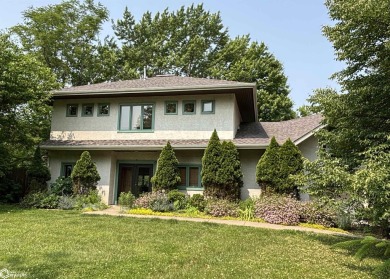 Lake Home For Sale in Fairfield, Iowa