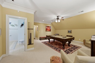 Beautifully maintained, thoughtfully appointed, and ideally - photo 50