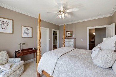 Beautifully maintained, thoughtfully appointed, and ideally - photo 54